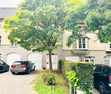 Huis in Ukkel - Photo 1