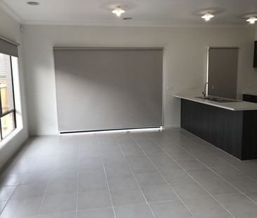 Deluxe & Dazzling Double Storey Delight - Photo 1