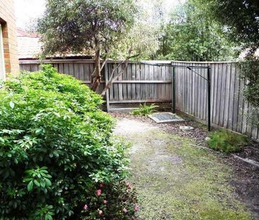 10 Lyell Walk, FOREST HILL - Photo 6