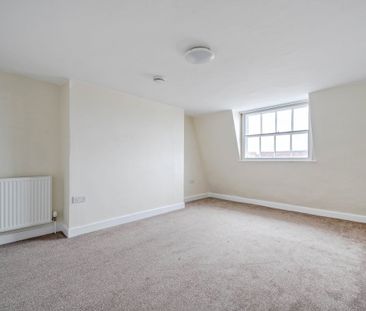 5 bedroom end of terrace house to rent - Photo 6