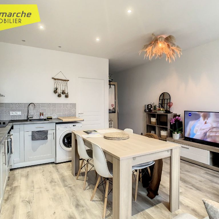 Location Appartement 2 pièces 36m² CERENCES 50510 - Photo 1