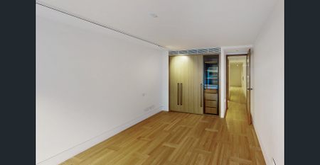 Near New Extra Large Luxury One Bed + Study and Private Courtyard in new Sirius Building - Photo 5