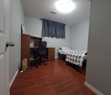 For Lease - 12 Peer Drive Unit# Basmnt, Guelph, Ontario - Photo 3