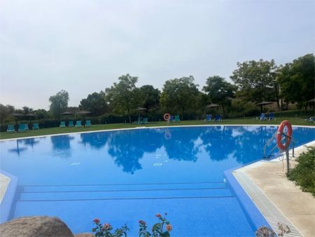 Piso de alquiler en Calle Vereda Alta del Valle, 5, Los Flamingos - Photo 2