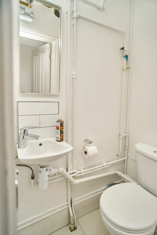 5 Pegwell House Room 2 - Photo 5