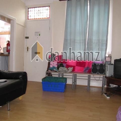 4 bedroom house to rent - Photo 1