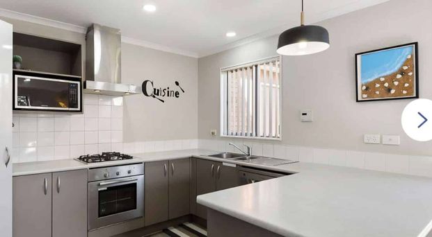 4 Bedroom House for rent in paptoetoe.Gray avenue. - Photo 1