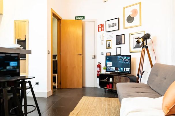 Calle de Lavapiés, Madrid, Community of Madrid 28012 - Photo 1