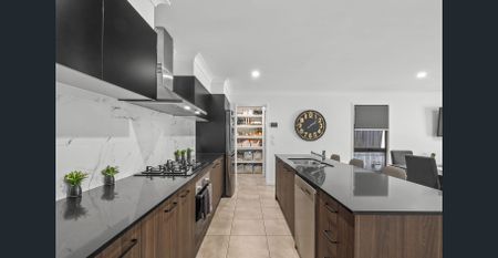 A Touch Of Luxury In A Prime Location - Photo 5