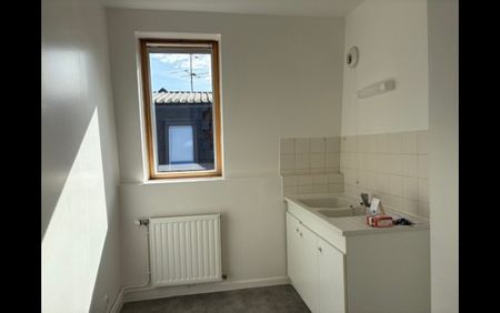 Location Appartement 2 pièces 56 m² La Châtre - Photo 4