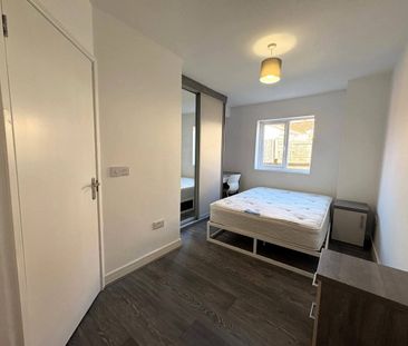 Room 5 Humphrey Street, Ince, , UK - Photo 3