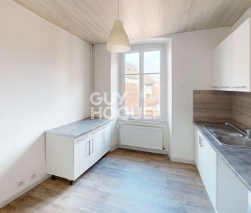 Location : appartement 3 pièces (78 m²) à CERNAY - Photo 2