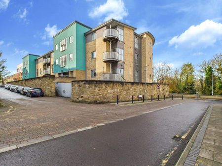 Worsdell Drive, Gateshead, NE8 - Photo 2