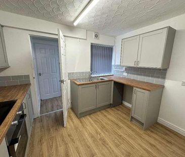 Neath Road, Hafod, Swansea, SA1 - Photo 5