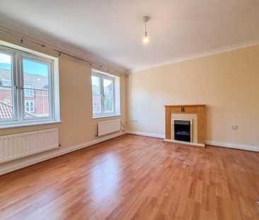 3 bedroom end of terrace house to rent - Photo 4