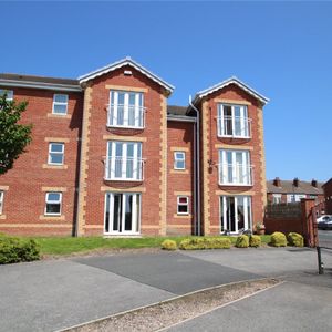 Sandringham Court, Streethouse, West Yorkshire, WF7 - Photo 2
