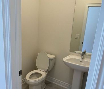 For Lease - 2980 Gatestone Path, Pickering, Ontario - Photo 4