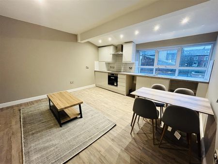 2 bedroom apartment to rent - Photo 4