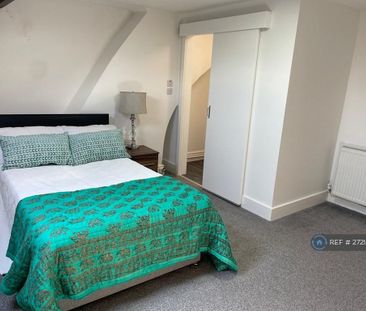 1 bedroom in a house share to rent - Photo 3