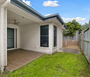 Low maintenance living modern home. - Photo 3