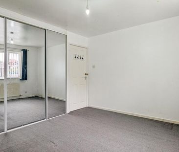 2 bedroom townhouse to rent - Photo 2