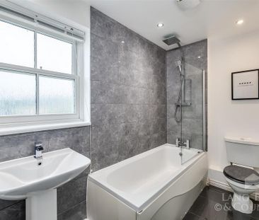 2 bedroom terraced house to rent - Photo 2