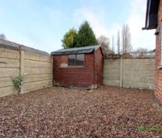 1 BEDROOM Bungalow - Detached - Photo 2