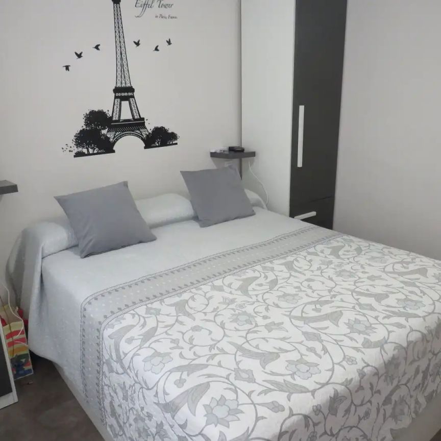 Apartamento de alquiler en Centro - Photo 1
