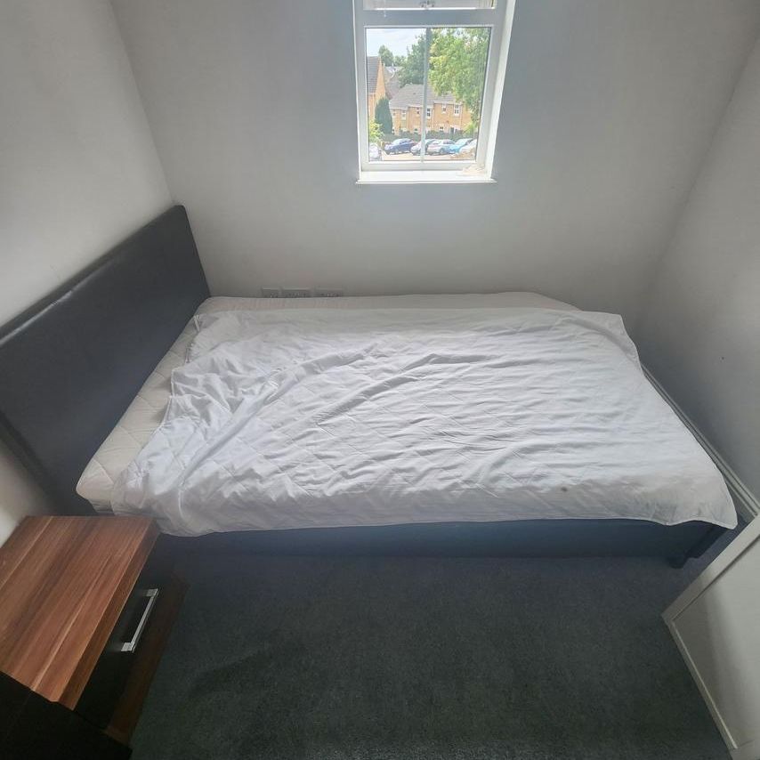 5 bedroom house to rent - Photo 1