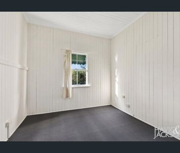 4 Bridge Street, Albion, Qld 4010 - Photo 2