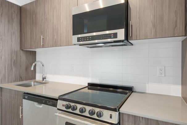 For Lease - 412 Silver Maple Road Unit# 422, Oakville, Ontario - Photo 1