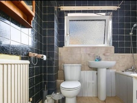 1 Bed Flat, Upton Park / East Ham, E6 - Photo 4