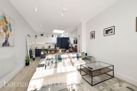 Mitcham Lane - Photo 4