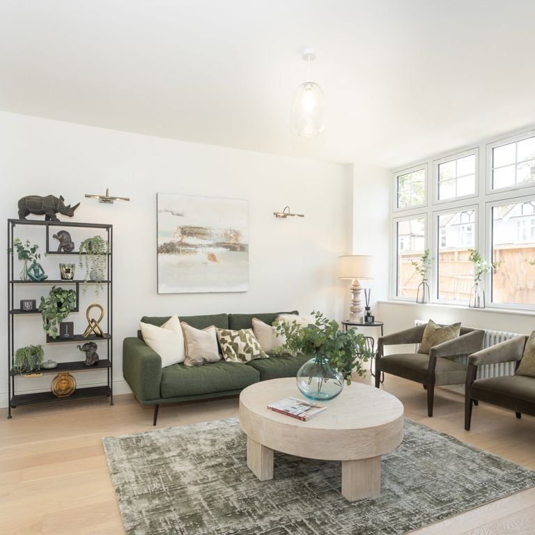 Lexden Road, W3 9NZ, London - Photo 1