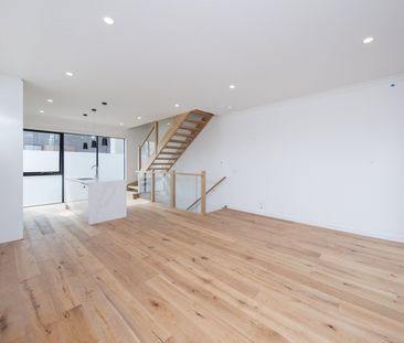 20 Velvet Road, Port Melbourne VIC 3207 - House For Rent | Domain - Photo 2