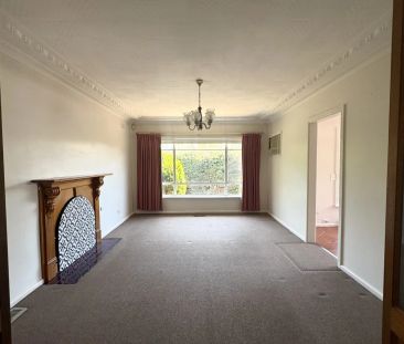 THIS PROPERTY FEATURES: - Photo 2