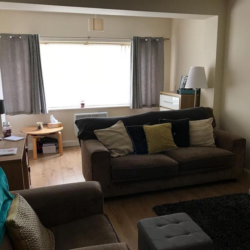 1 bedroom Flat To Let - Photo 1