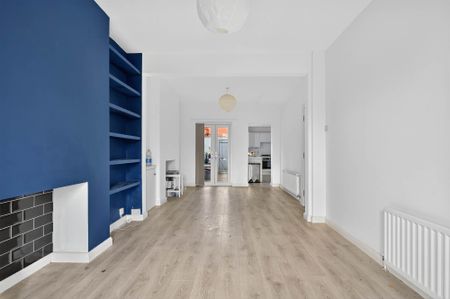 29 Dundela Crescent, BELFAST, BT4 3BN - Photo 2