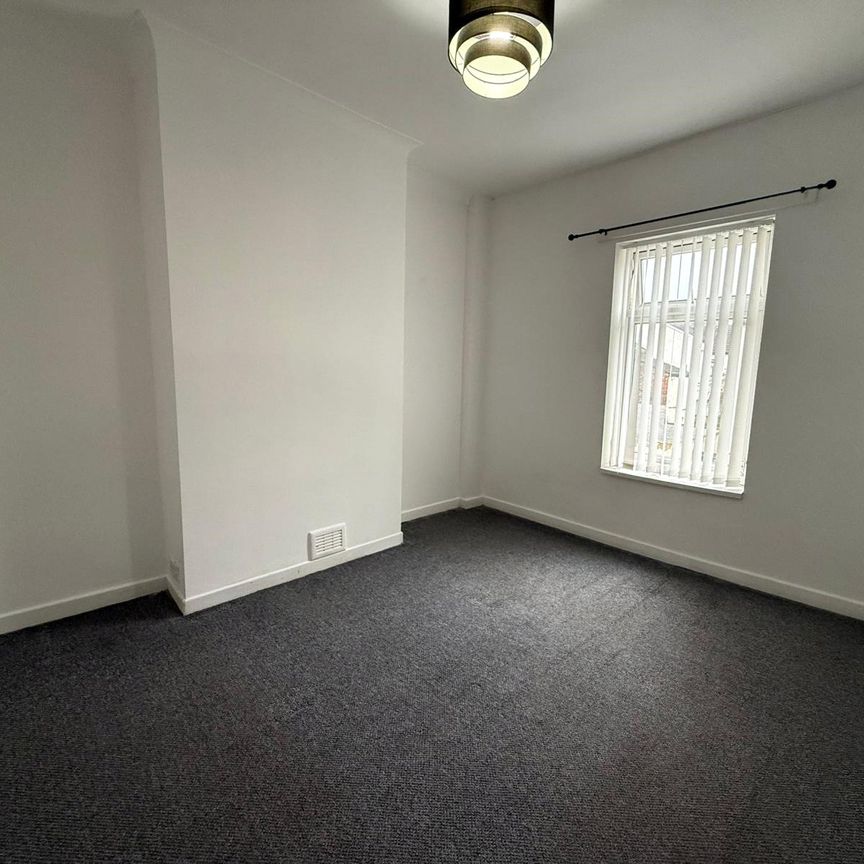 3 bedroom house to rent Charlotte Road, Wallasey, Merseyside, CH44 - Photo 1