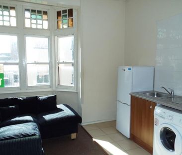 1 Bed Flat, Castle St, NG2 - Photo 1