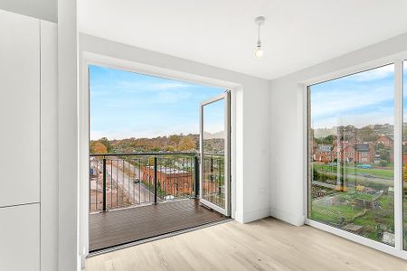 3 bedroom apartment to rent - Photo 2