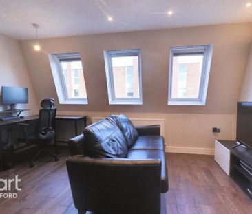 1 bedroom flat to rent - Photo 5