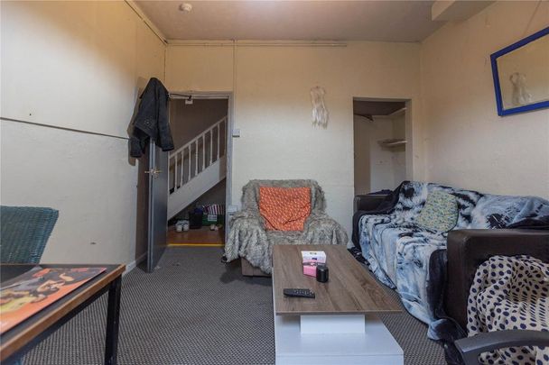 5 bedroom terraced house to rent - Photo 1