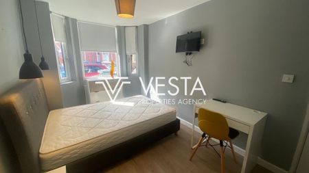 1 bedroom in a house share to rent - Photo 4