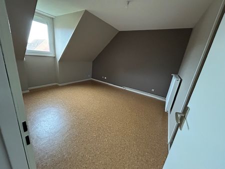 Location Maison 5 pièces 115m² OYE PLAGE 62215 - Photo 4