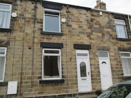 Blythe Street, Wombwell - Photo 2