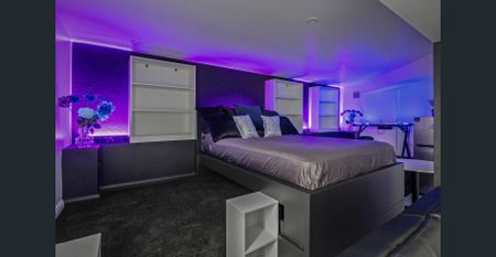 Furnished Studio With Water, Electricity And Internet Included - Photo 2