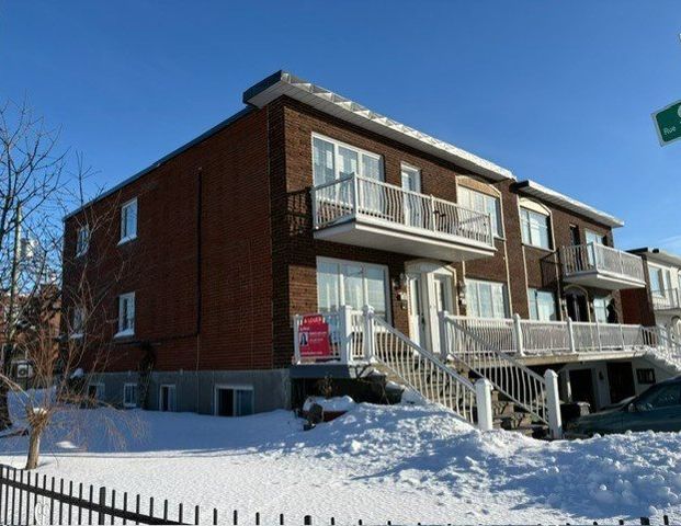 À louer / Appartement - Photo 1