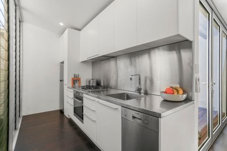 54 White Street, Lilyfield NSW 2040 - House For Rent | Domain - Photo 3