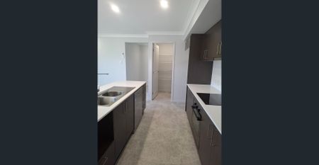 Brand New Family Home in the Highly Sought-After Kinma Estate - Photo 5